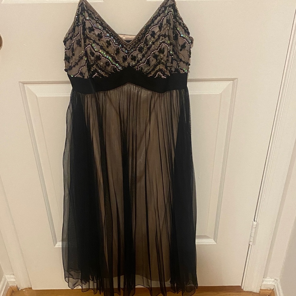 Elegant Black and Gold Women's Dress